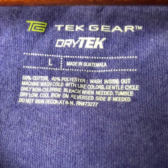 Trek Gear Pretty Tough workout shirt - Picture 2 of 3
